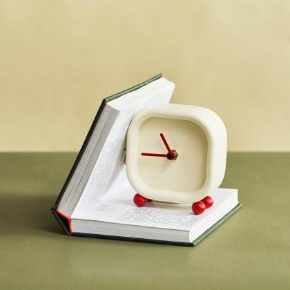 Table Top Clock, Home Decoration, Cute Wooden..