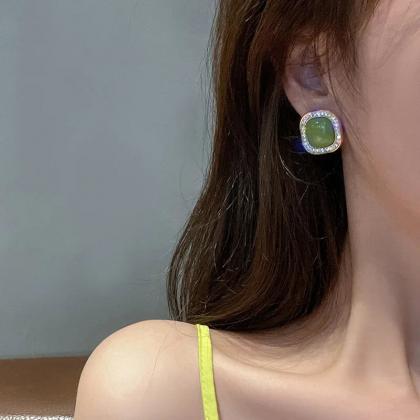 Korean Trend Zircon Green Square Stud Earring..