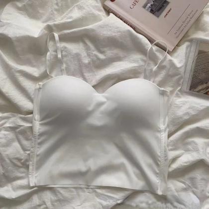 Womens Seamless Strapless Bra In Neutral Colors..