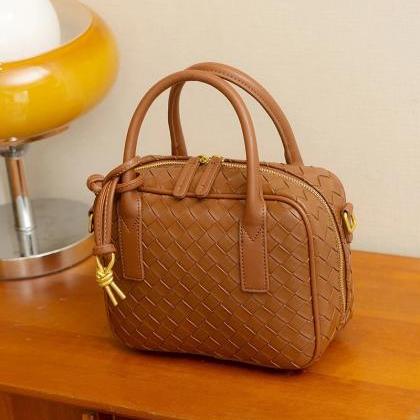 Elegant Woven Leather Satchel Handbag With Tassel..