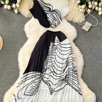 Floral Print Skirt Set with Tie Back Blouse main image 1