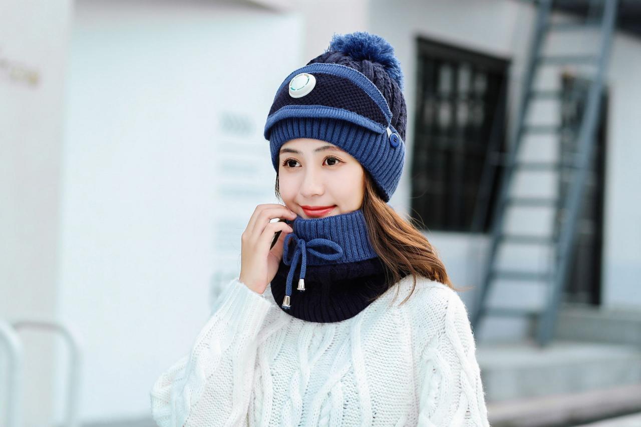 Winter Fleece Liner Outdoor Knitted Navy Blue Hats&scarfs 3pcs/set For Women