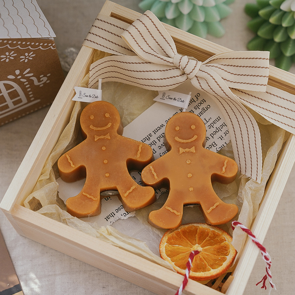 1pc Gingerbread Man Christmas Scented Candle Aromatherapy Creative Festive Atmosphere Decoration Small Ornaments