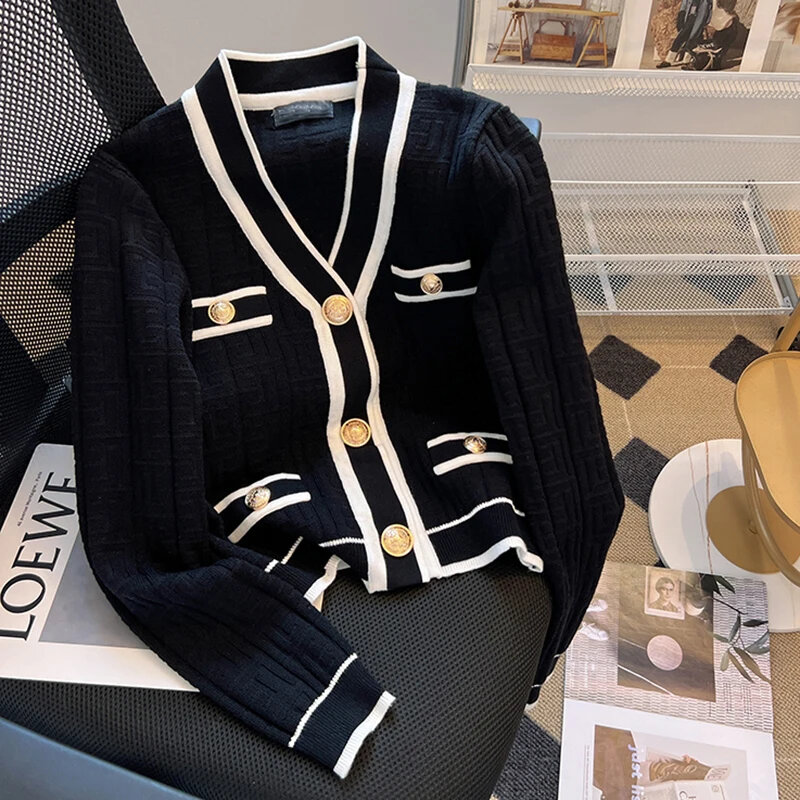 Spring Autumn Korean Style V-neck Vintage Cardigans Black And White Color Blocking Jacquard Knitted Cloud Sweather Jacket Female