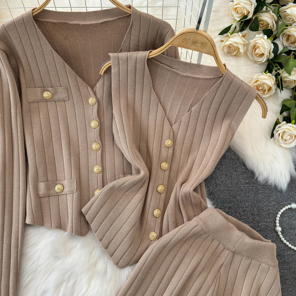 Cream Attractive Looking Redaymade Pant Suit With Designer Embroidery Work
