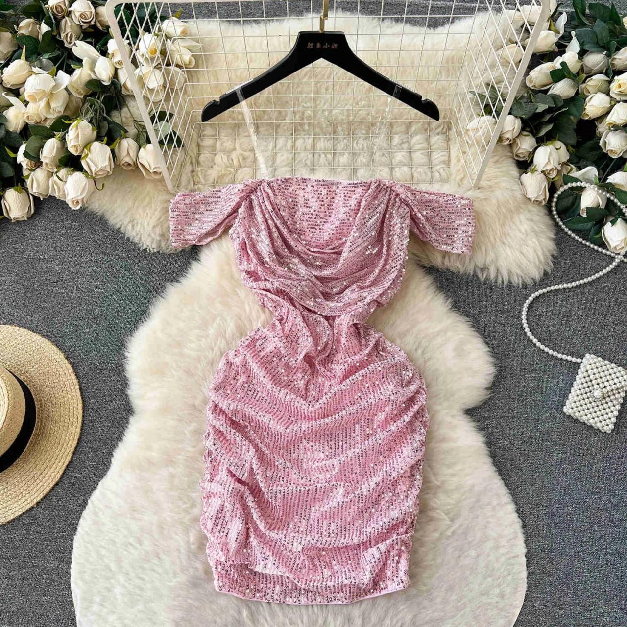 strapless open back dress Petal and Pup Women's Santiago Off Shoulder Midi Dress main image 0