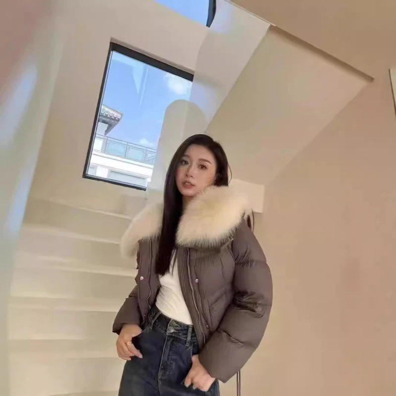 Short puffer jacket with fur collar 2025