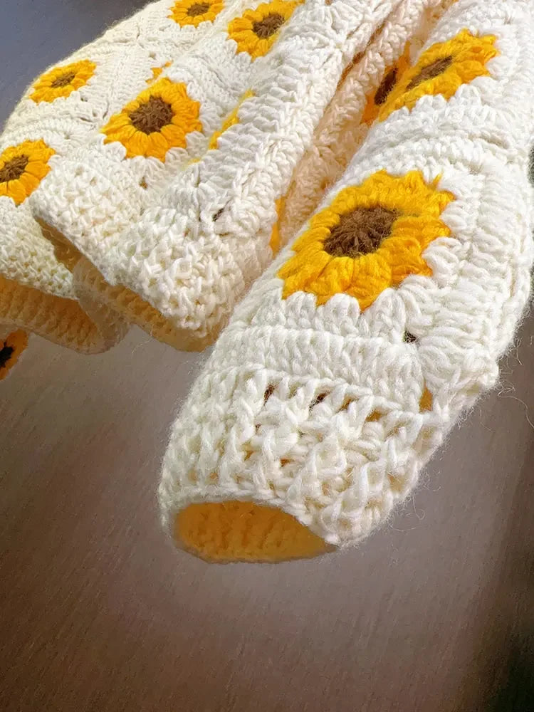Cozy Sunflower Pattern Knit Cardigan Sweater on Luulla