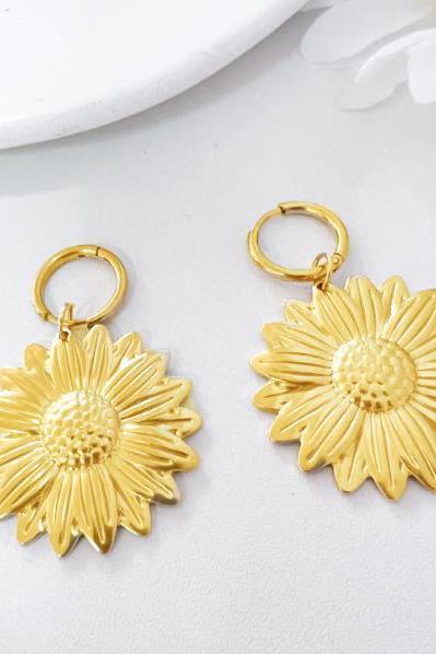 Fashion Stainless Steel Sunflower Earring