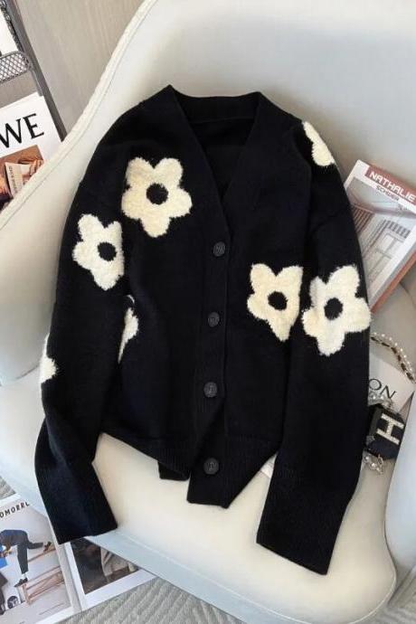 Autumn/winter Korean Flower Embroidery Sweater Coat Women's Autumn/winter Loose Versatile Style V-neck Knitted Top
