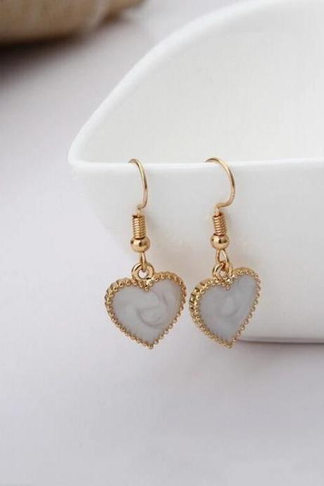 Exquisite White Enamel Heart Drop Earrings For Women Boucle D'oreille Simple Love Heart Dangle Ear Jewelry Girl Gift