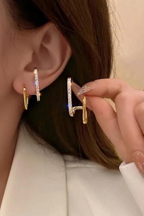 Bright Crystal Luxury Korean Unusual Claw Stud Earrings Ear Piercing Hook Irregular Pearl Christmas Jewelry Gift
