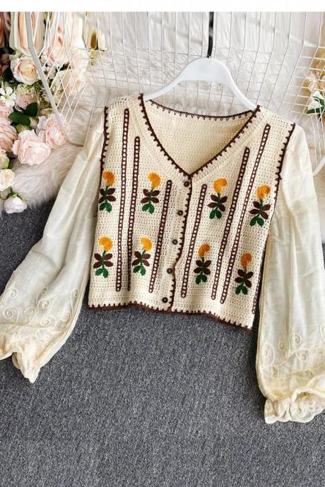Vintage Floral Embroidered Knit Sweater With Lace Sleeves