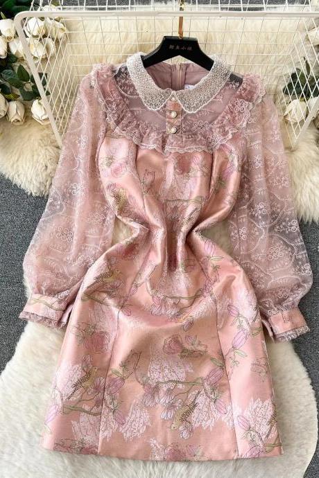 Vintage-inspired Pink Lace Collar Floral Dress