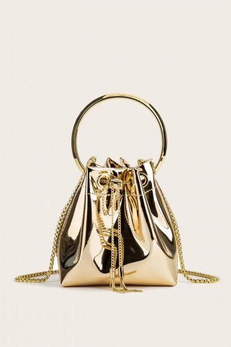 Elegant Gold-tone Metallic Bucket Bag With Chain Strap