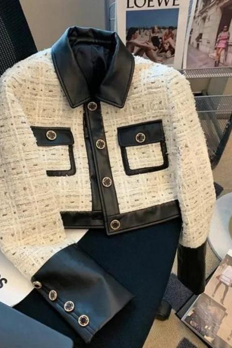 Chic Tweed And Leather Jacket With Contrast Trim