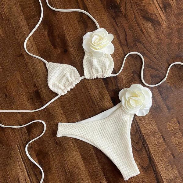Womens Floral Accent Textured Bikini Set Swimwear