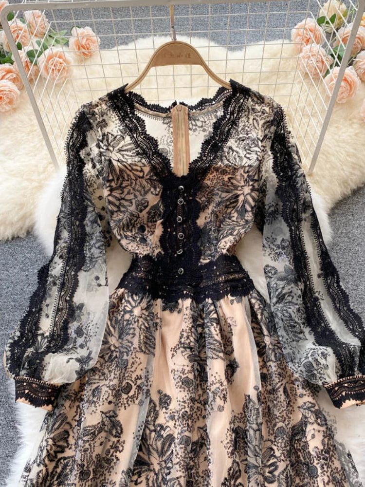 Lace Trim Vintage Floral Dress